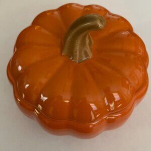 World Market Pumpkin Casserole Baker Lid 12 Oz Orange Ceramic Stoneware